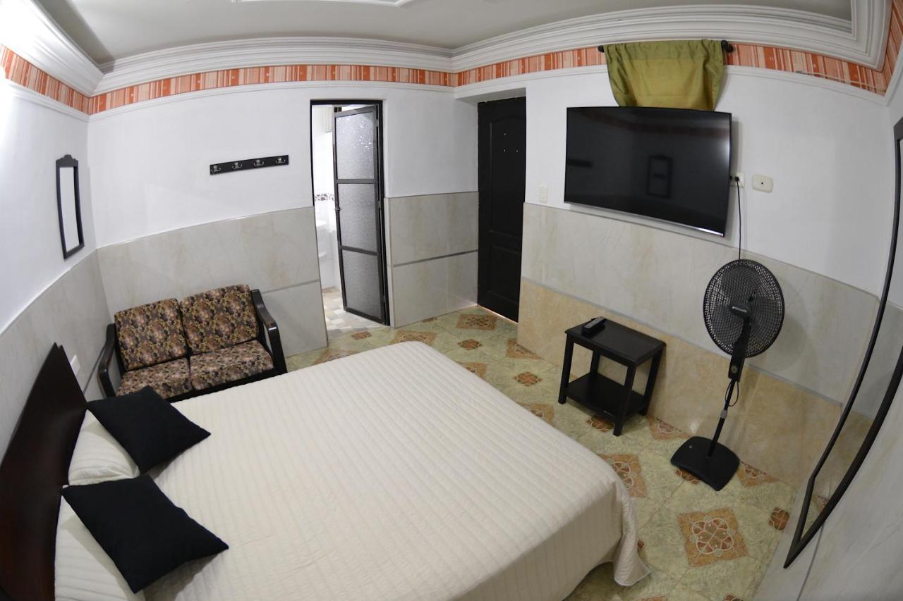La Hermosa Hotel بوغا المظهر الخارجي الصورة